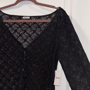 2/$15 🍓 Ardene Black Lace Button-Front Top